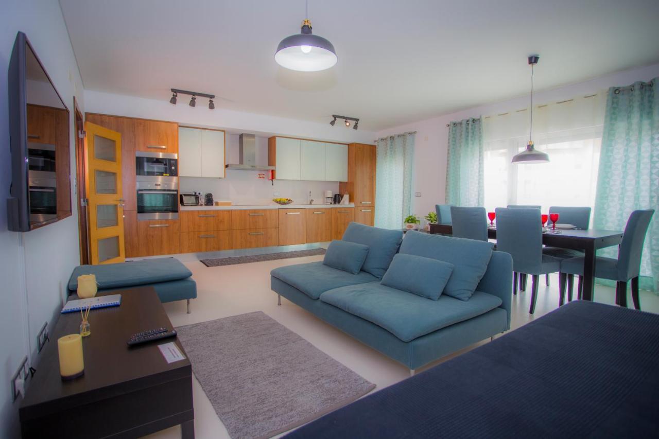 Surf And Stones Apartment Peniche Exteriér fotografie